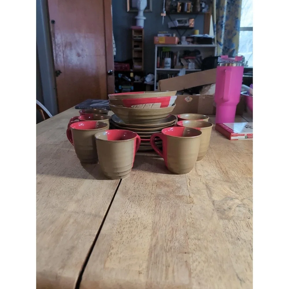 Lot Of 17 Sango‎ Set Dishes Coffee Cups Bowls Plates Gold dust Red 5042 NU